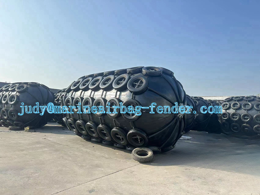 अपतटीय अनुप्रयोगों के लिए उच्च तन्यता inflatable रबर फेंडर समुद्री आसान काम