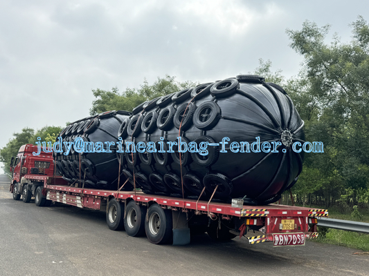 अपतटीय अनुप्रयोगों के लिए उच्च तन्यता inflatable रबर फेंडर समुद्री आसान काम